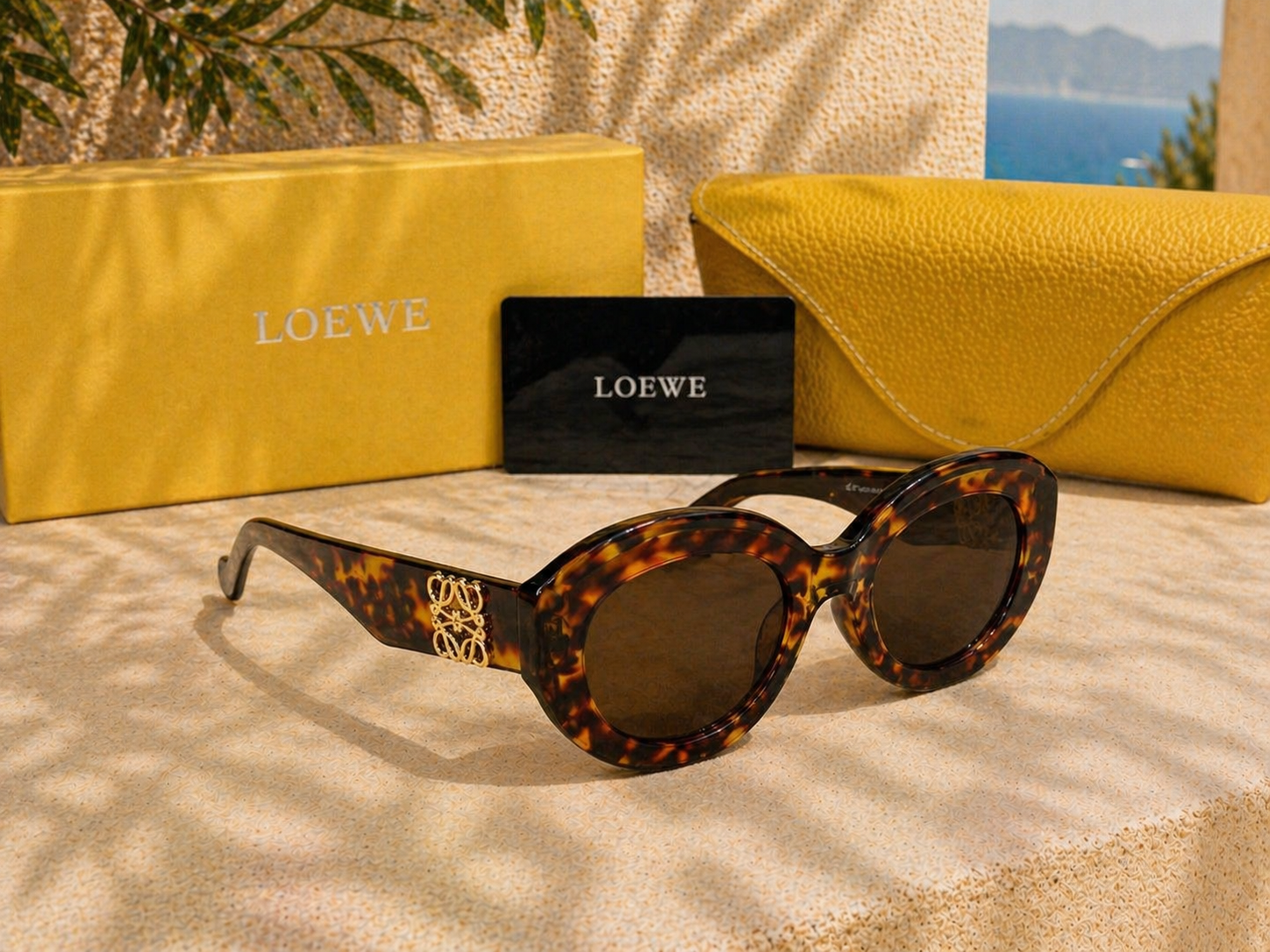 Loewe Loewe Anagram 50mm Oval Tortoise Kadın Güneş Gözlüğü