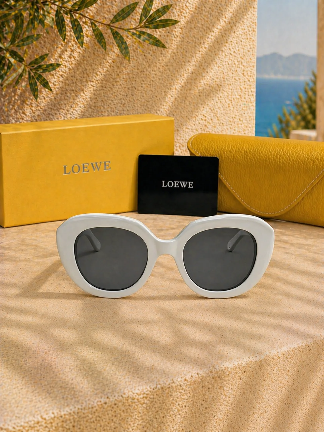 Loewe Loewe Anagram Logolu Kalın Asetat Kadın Güneş Gözlüğü