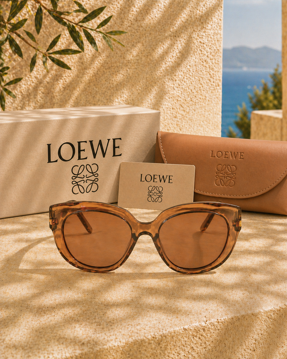 Loewe Loewe Cat-Eye Geniş Çerçeveli Kadın Güneş Gözlüğü