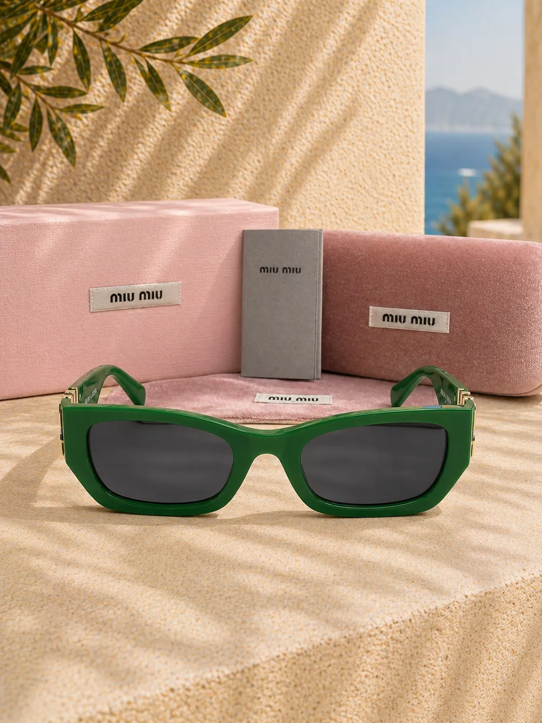 Miu Miu Miu Miu 09WS Glimpse Yeşil Çerçeveli Kadın Güneş Gözlüğü