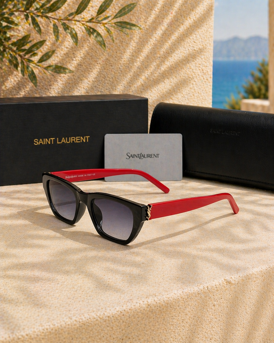 Saint Laurent Saint Laurent YSL Logolu Siyah Çerçeveli Kırmızı Saplı Kadın Güneş Gözlüğü