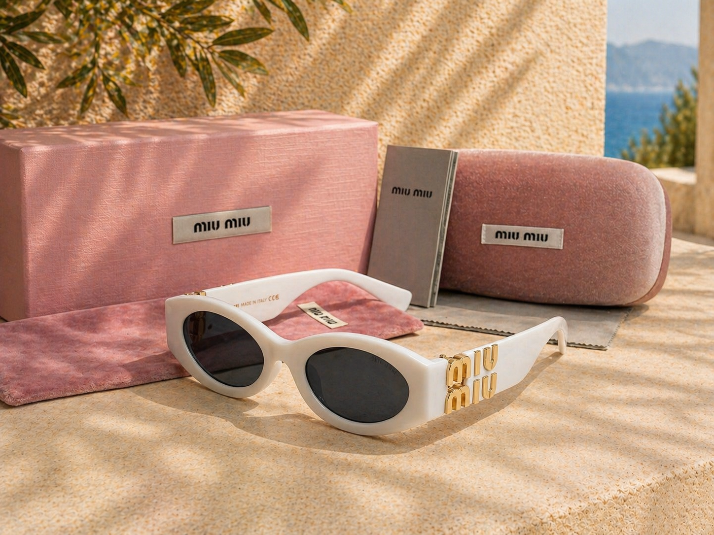 Miu Miu Miu Miu Regard SMU04Z Beyaz Oval Kadın Güneş Gözlüğü