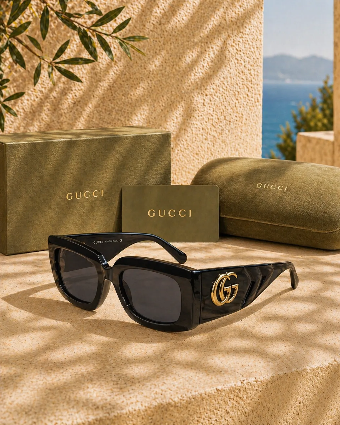 Gucci Gucci GG0811S Kapitone Sap Detaylı Kadın Güneş Gözlüğü