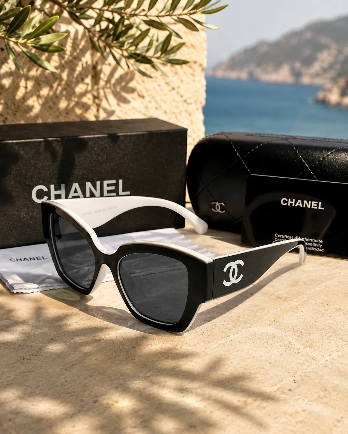 Chanel Chanel Cat-Eye Siyah Beyaz Kadın Güneş Gözlüğü