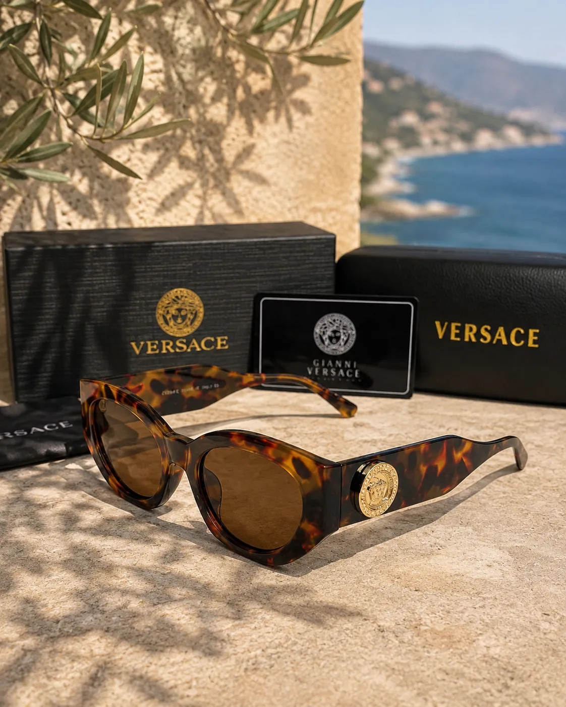 Versace Gianni Versace Mod. 420/C Col. 279 Vintage Leopar Desenli Güneş Gözlüğü
