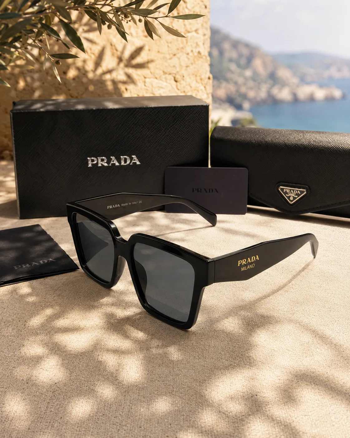 Prada Prada PR 24ZS 1AB5S0 Siyah Kadın Güneş Gözlüğü