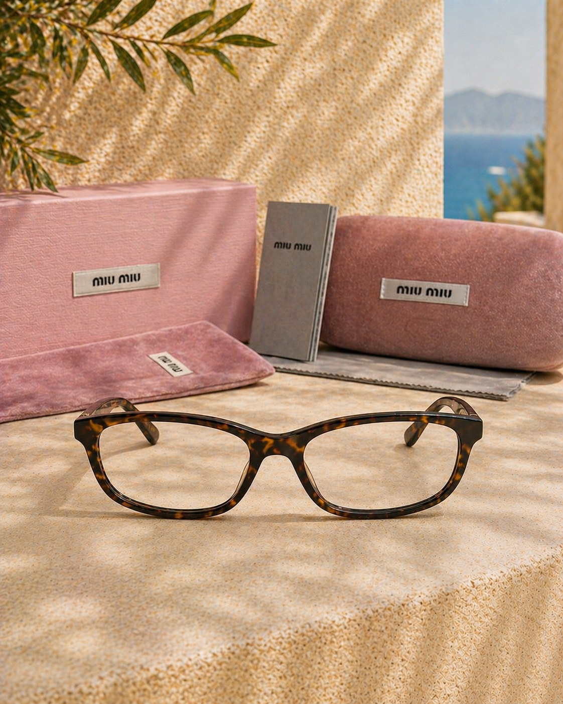 Miu Miu Kaplumbağa Kabuğu Desenli Kadın Gözlük Çerçevesi